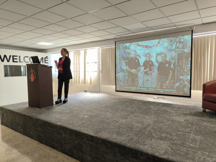 Ana Cristina Olvera I Conferencia Ciencias Aeroespaciales