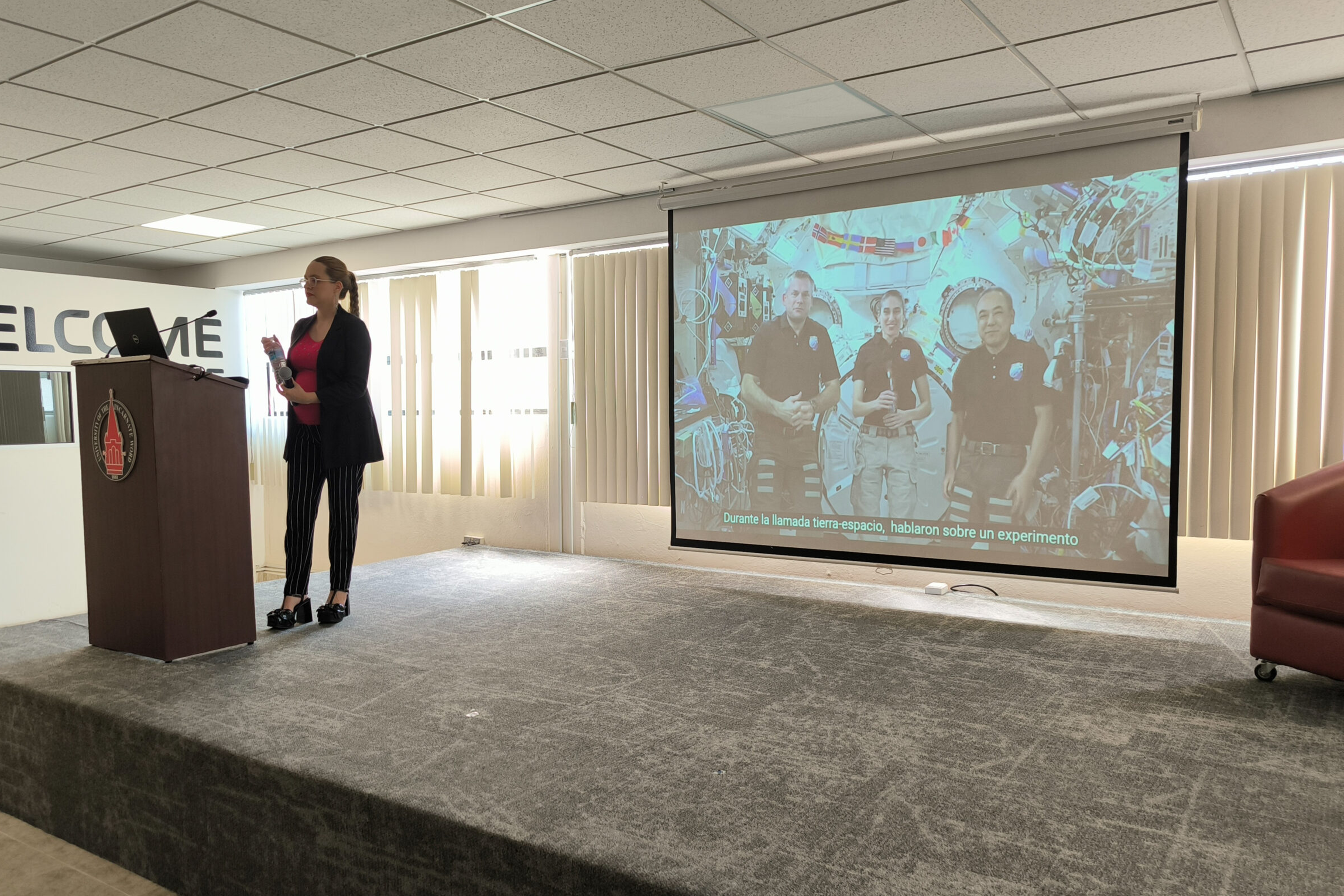 Ana Cristina Olvera I Conferencia Ciencias Aeroespaciales