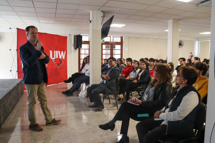 Conferencia Coleccionista de experiencias con López Gavito